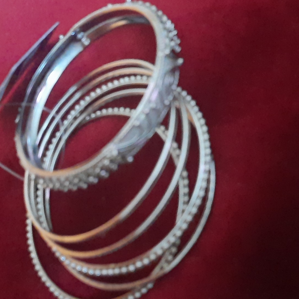 Silver bangle set - Picture 3 of 8